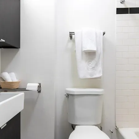 Gold Coast Studio Nr L Nr Mariano Park Chi-129 *