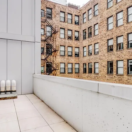 River North 1br W Gym Coffee Shop Nr L Chi-954 Apartment *