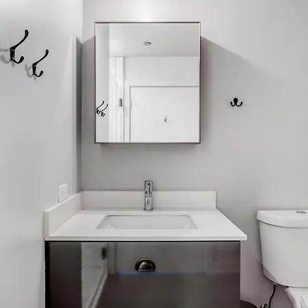 River North 1br W Gym Coffee Shop Nr L Chi-954