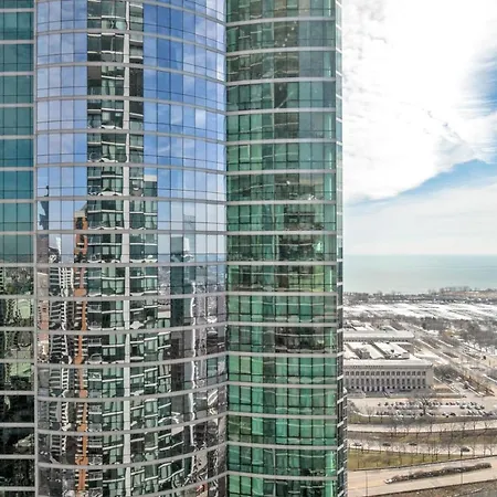 Apartment S Loop 2br W Spa Pool Gym Next To Grant Park Chi-606 Chicago