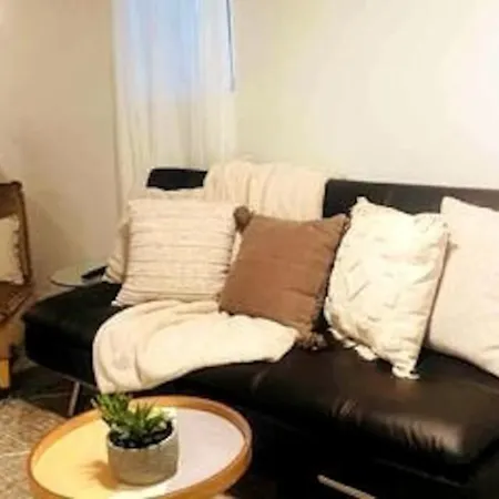 Private Garden Unit 1br/1ba * Chicago