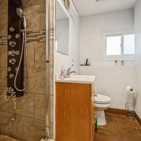 2 Bed / 1 Bath Near O'hare Chicago