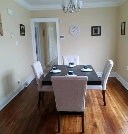 Apartment First Floor Apartment,close To Restaurants, Expressway, Hospitalsls Chicago