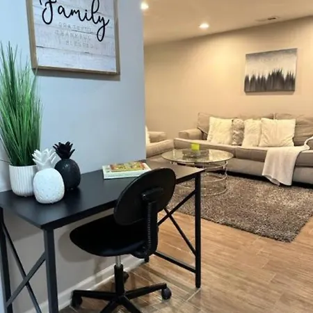 Lovely 2-bedroom Unit Near And Museum