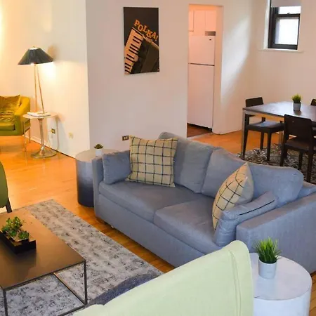 Stunning 3br Close To Shopping Center * Chicago