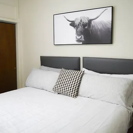 Apartment Stunning 3br Close To Shopping Center Chicago