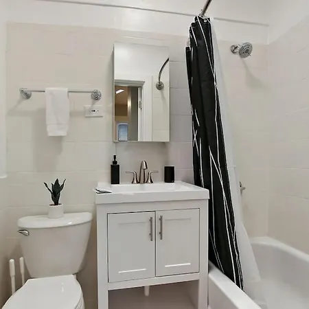 Enchanting 1br With In-unit Laundry - Park M2 Apartment *