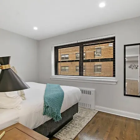 2br Roomy & Stylish In Rogers Park - Sheridan N2 * Chicago