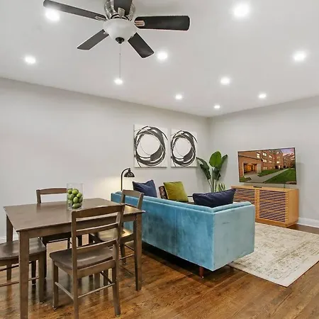 2br Roomy & Stylish In Rogers Park - Sheridan N2 Apartment Chicago