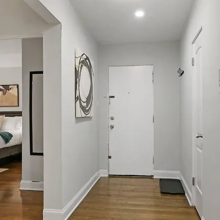 2br Roomy & Stylish In Rogers Park - Sheridan N2 Apartment