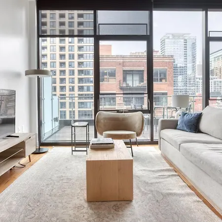 River N 3br W Gym Rooftop Nr L Park Chi-323 Apartment