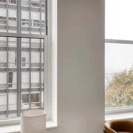 Streeterville 1br W Pool Roof Gym Nr Lakefront Chi-827 Chicago