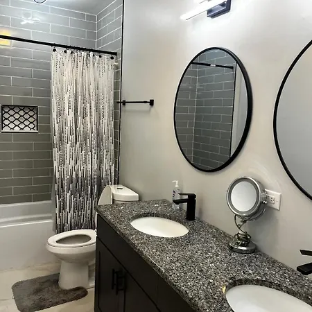 Apartment Off The