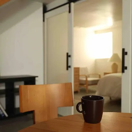 North Shore Hideaway Apartment *