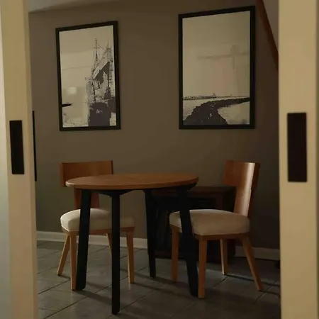 North Shore Hideaway Apartment