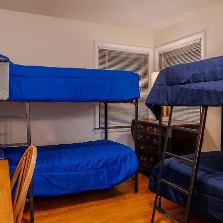 Living Bliss 3br Gem Near Parks And Dining *