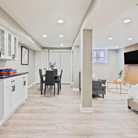 Apartment Brand New Luxury Cozy Garden Unit