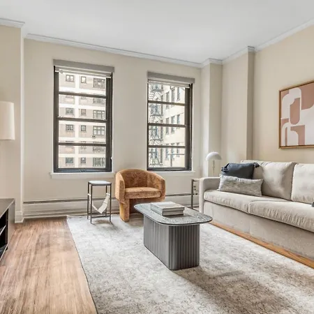 Gold Coast 1br W Gym Roof Nr Mag Mile Chi-621 * Chicago