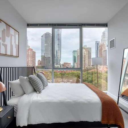 South Loop 1br W Sauna Fire Pits Nr L Park Chi-989 Chicago