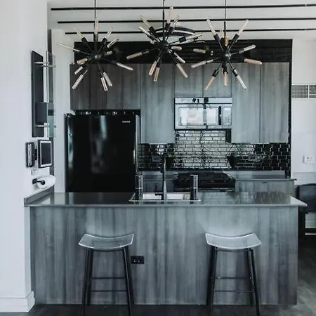Apartment Stunning Panoramic Views & Free Parking Chicago