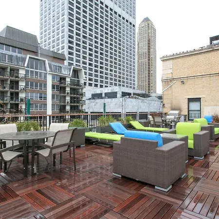 Apartment Gold Coast 1br W Gym Roof Nr Mag Mile Chi-621 *