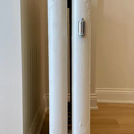 First Floor In Apartment Chicago