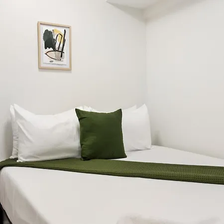 Apartment Contemporary 3br Irving Park Gem Near Expressway *