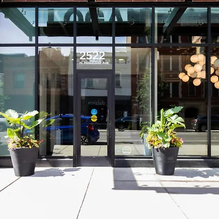 Logan Square 1br W Pool Lounge Gym Nr L Chi-867 Apartment Chicago