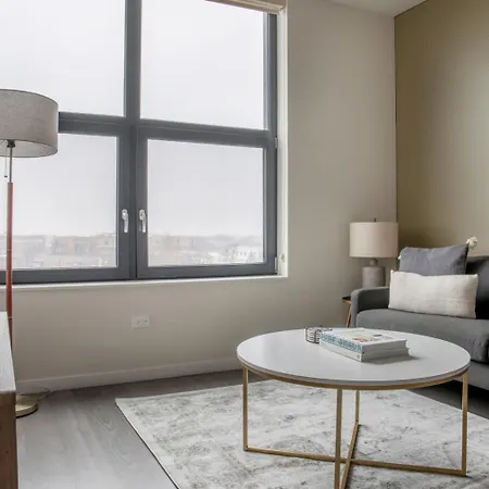 Logan Square 1br W Pool Lounge Gym Nr L Chi-867