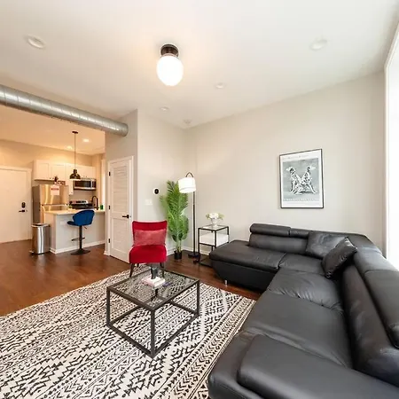 Apartment The Secret West Loop Oasis With In-unit Washer And Dryer For Up To 6 Guests Chicago