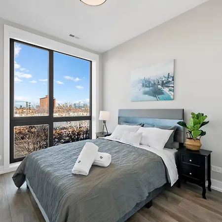 Designer 3bed 2bath New Apt W Ample Hangout Space Apartment *