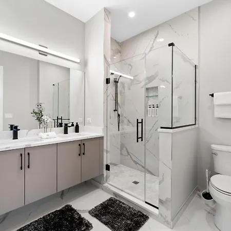 Designer 3bed 2bath New Apt W Ample Hangout Space * Chicago