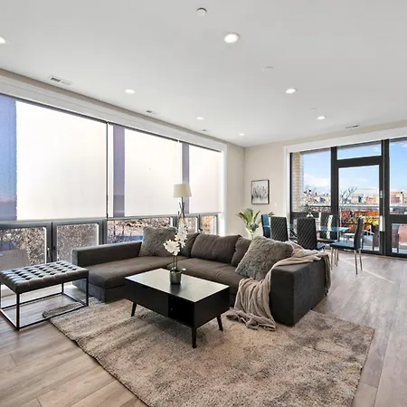 Designer 3bed 2bath New Apt W Ample Hangout Space Apartment Chicago