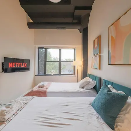 Apartment Chic Spacious 3br South Loop Near Mccormick Place, Roosevelt Cta & Shopping Area In Chicago