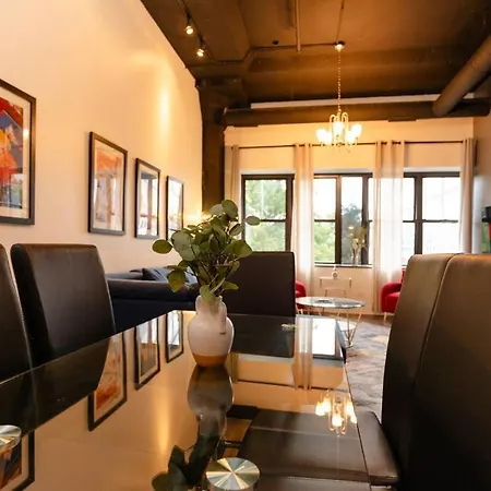Chic Spacious 3br South Loop Near Mccormick Place, Roosevelt Cta & Shopping Area In *