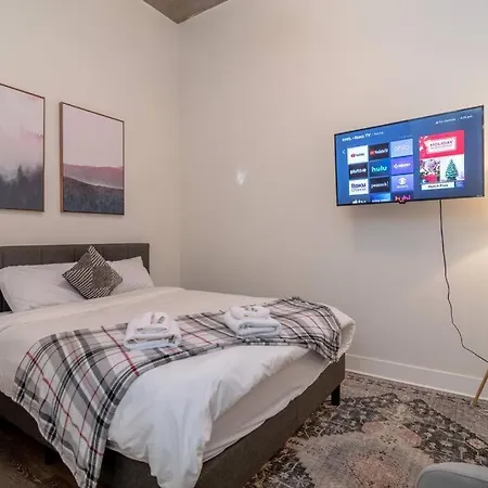 Modern 3br South Loop Living Family Unit Near Adler Planetarium & Mccormick Convention Center Chicago