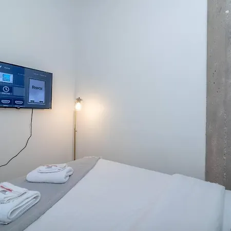 Modern 3br South Loop Living Family Unit Near Adler Planetarium & Mccormick Convention Center *