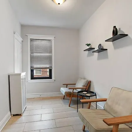Roomy & Inviting 3br - 53rd St 2e Chicago