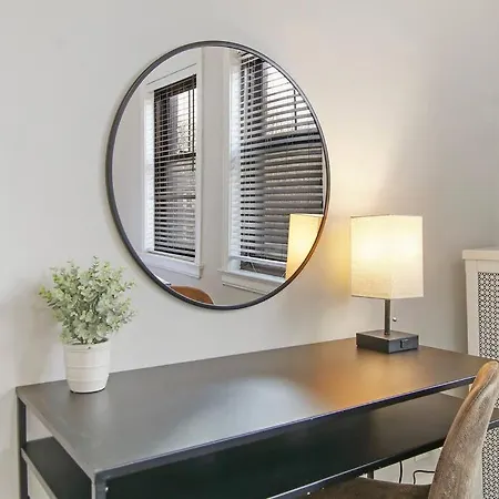 Roomy & Inviting 3br - 53rd St 2e * Chicago