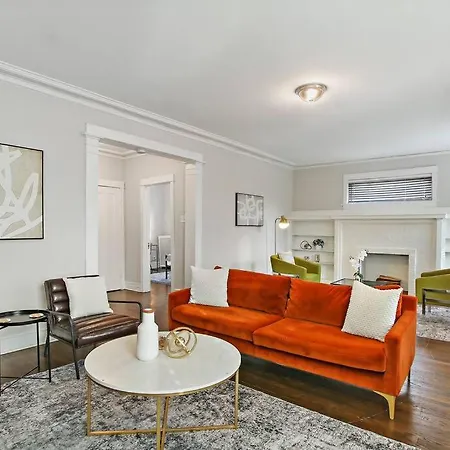 Apartment Roomy & Inviting 3br - 53rd St 2e