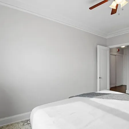 1br Sleek And Comfy - Bstone 908 *