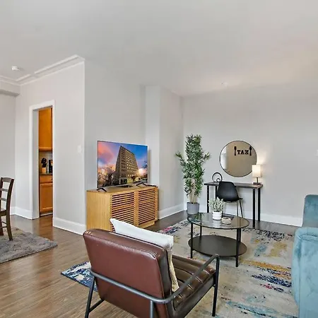 1br Sleek And Comfy - Bstone 908