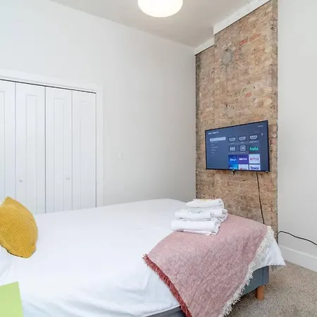 Apartment Modern 420 Friendly 3br In State Street Near Mccormick Place, Chinatown And Soldier Field Chicago