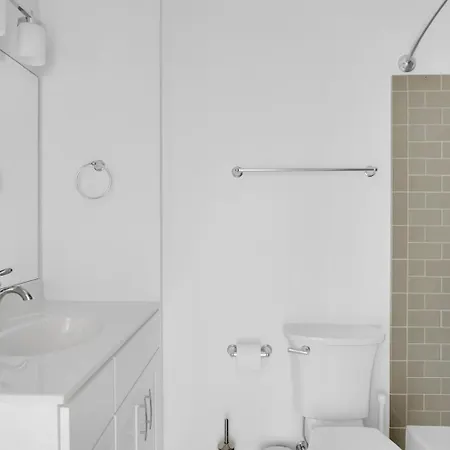 Apartment Lakeview 1br W Deck Pool Gym Nr Lincoln Park Chi-714