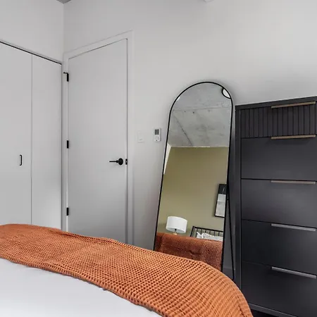 Apartment River North 1br W Gym Sky Terrace Yoga Chi-1033 *