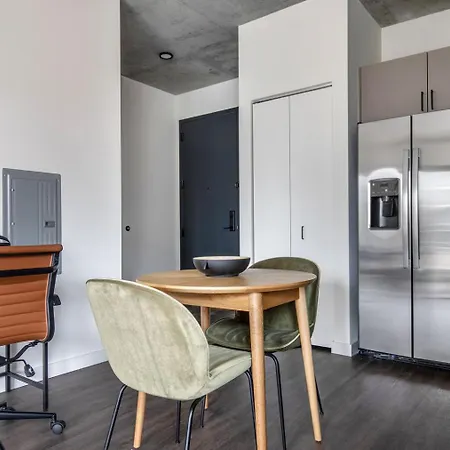 River North 1br W Gym Sky Terrace Yoga Chi-1033