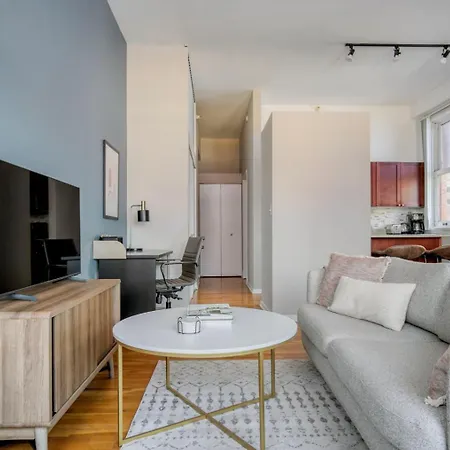 Loop Studio W Pool Gym Nr Financial District Chi-811 Chicago