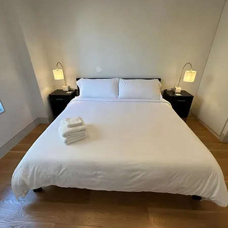 Luxe Urban Retreat Near United Center