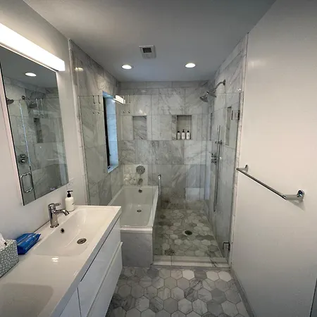 Holiday home Luxe Urban Retreat Near United Center Chicago