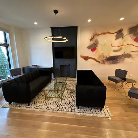 Holiday home Luxe Urban Retreat Near United Center Chicago